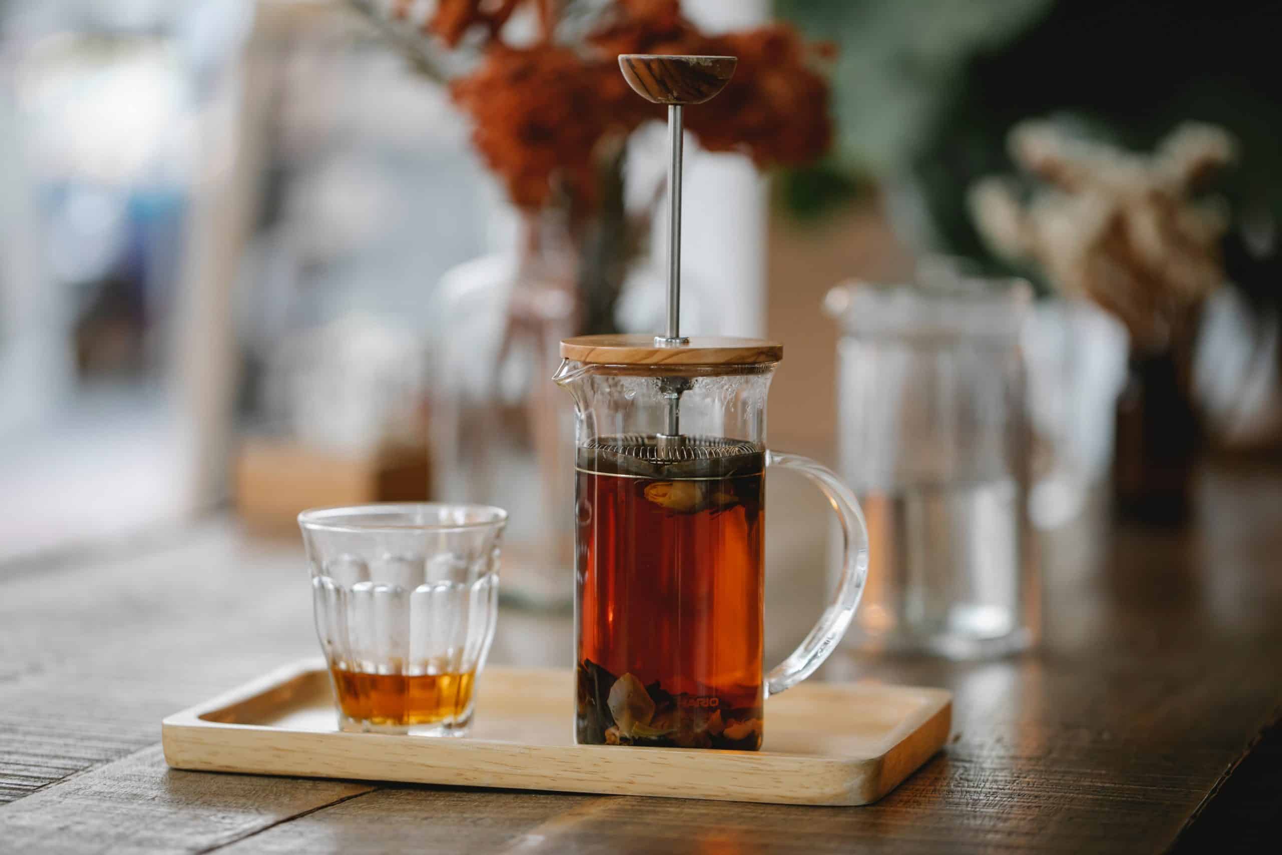 How to Make Tea Using a French Press: A Simple Guide - World of Tea Infusers
